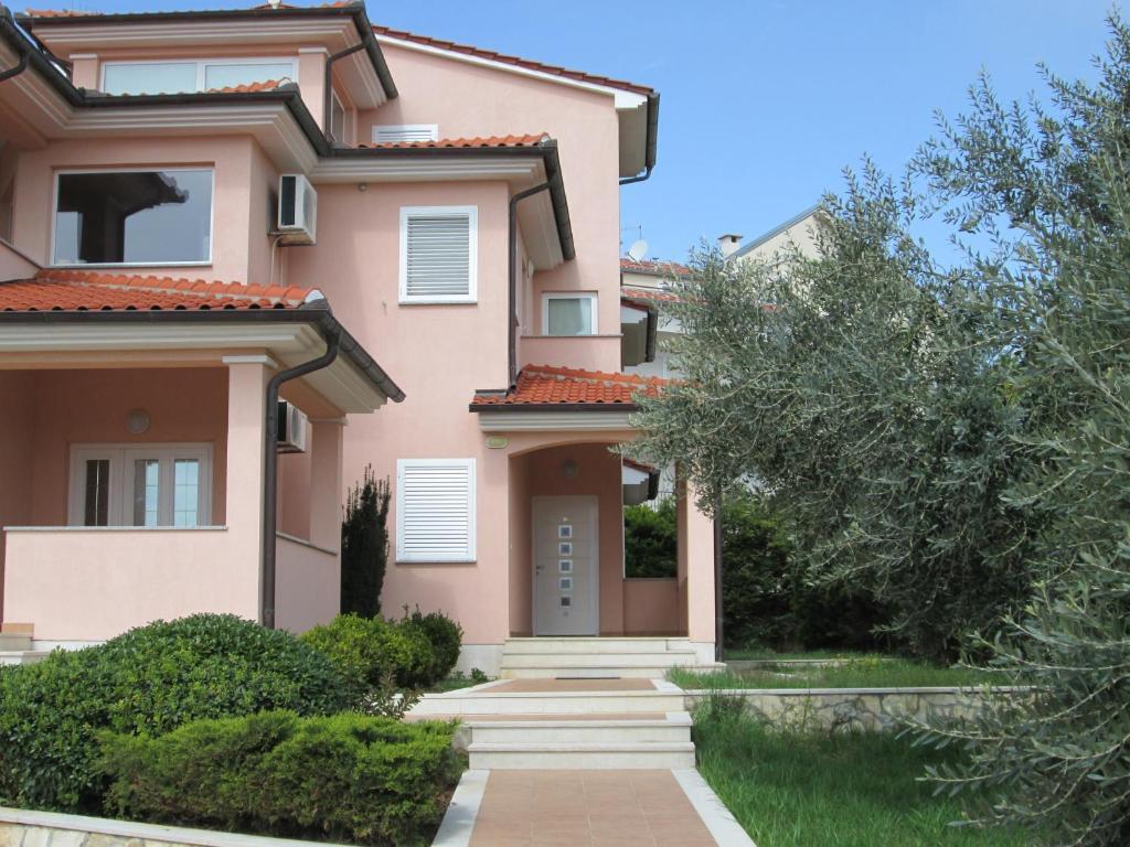 Apartments Villa Fernetich Premantura Bagian luar foto