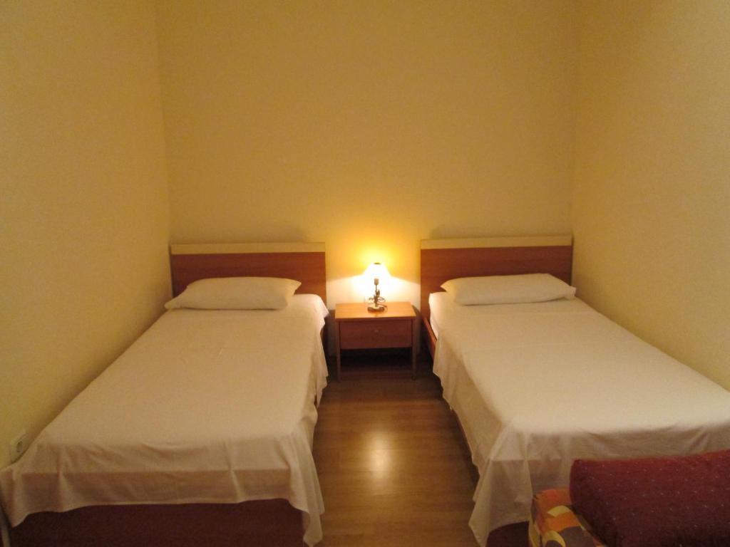 Apartments Villa Fernetich Premantura Ruang foto