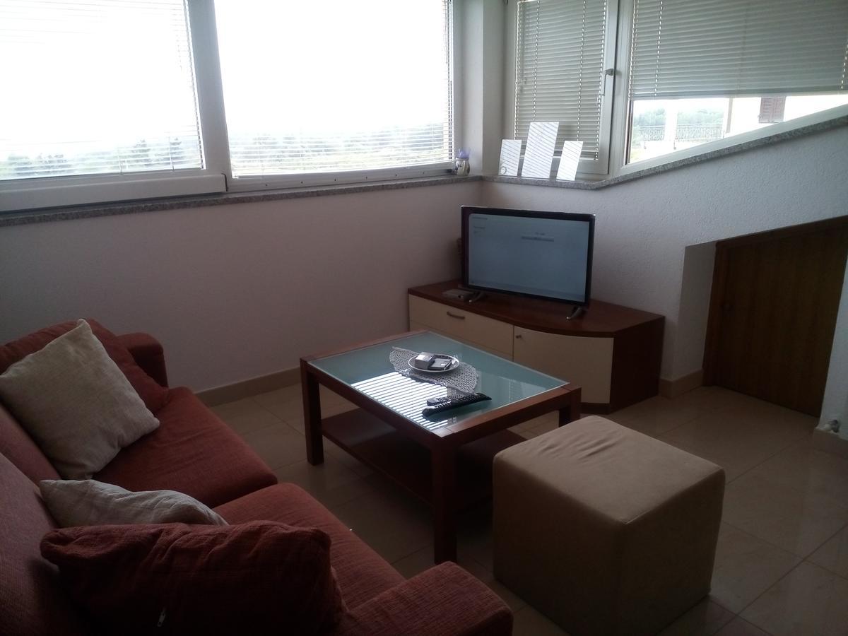 Apartments Villa Fernetich Premantura Bagian luar foto